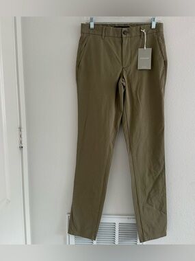 Everlane Men's The Performance Chinos Athletic Fit Size: 28x34
